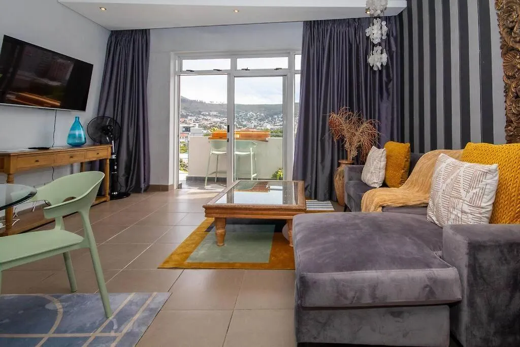 Stylish Flat In Flamboyant Area- No Loadshedding Canterbury Cape Town Apartment