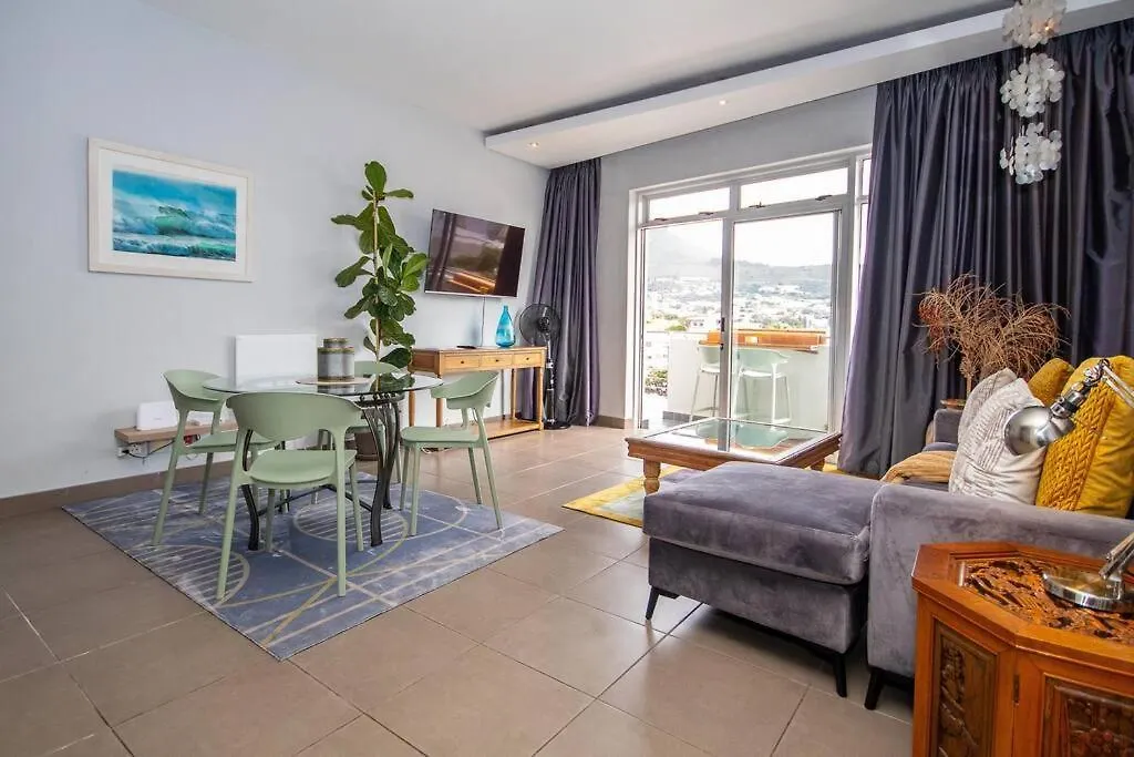 Apartment Stylish Flat In Flamboyant Area- No Loadshedding Canterbury Cape Town South Africa